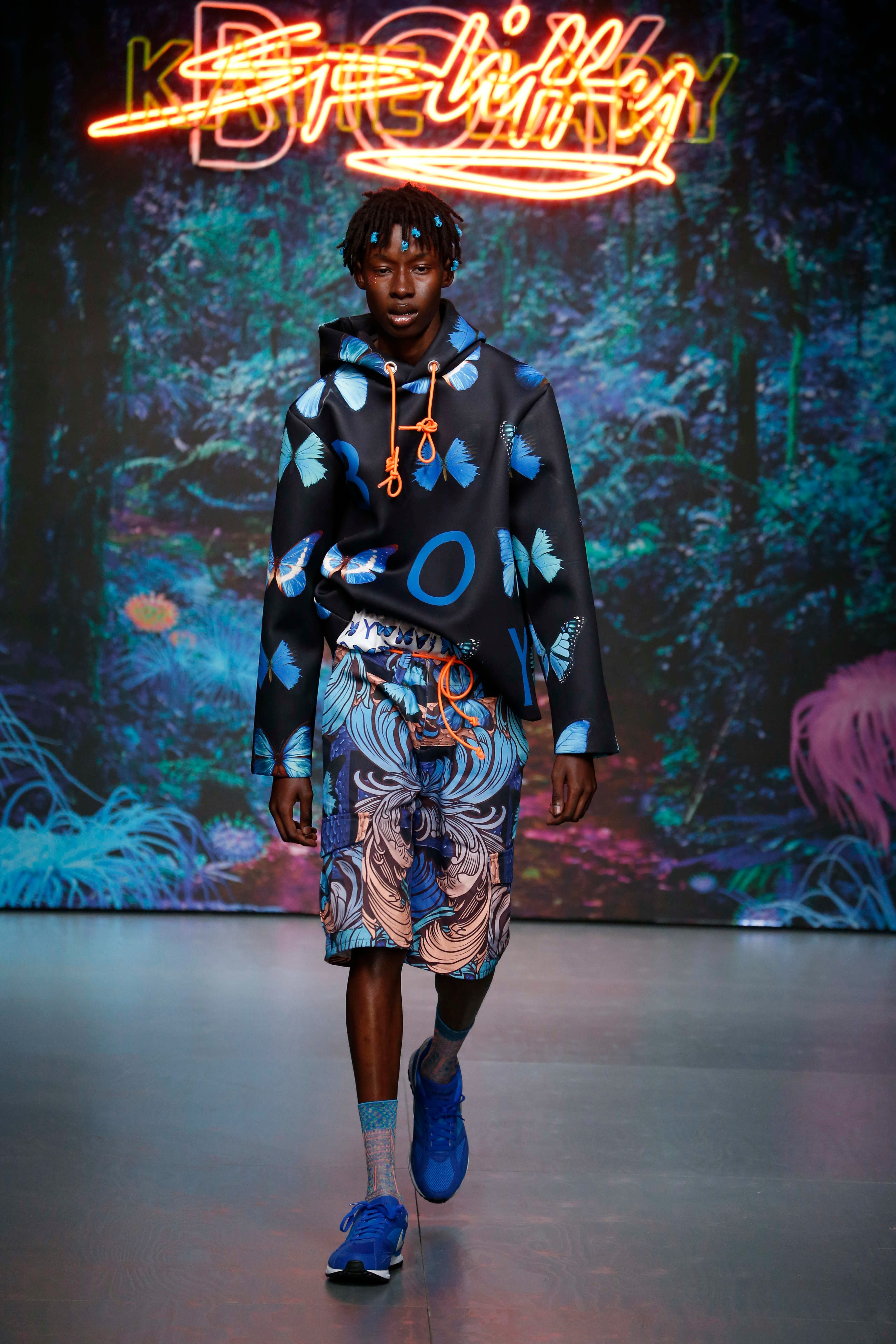 London Collections Men's Primavera/Estate 2018 Katie Eary